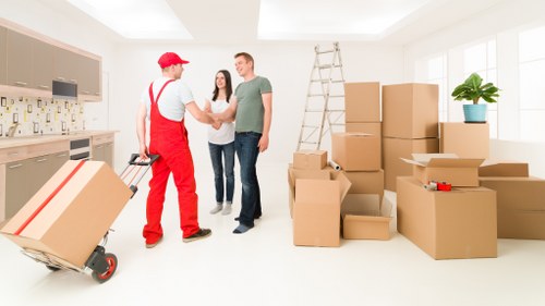 Planning a storage quote for mixed furniture and boxes