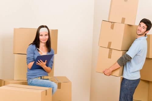 Apartment moving logistics in Lowerclapton street setting